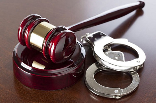 Gavel and Handcuffs | Berlof & Newton Dallas DWI Attorneys